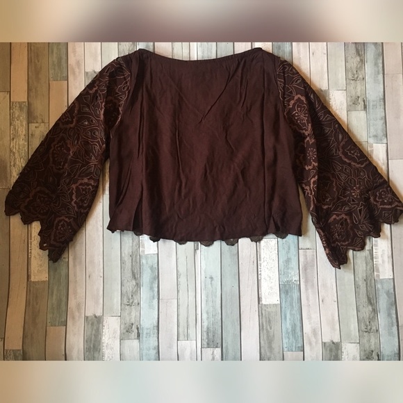 🍁KAS embroidered floral crop top🍂 - Picture 3 of 4